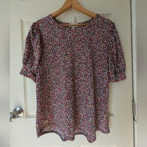 NWOT Kim & Cami Floral Top XL